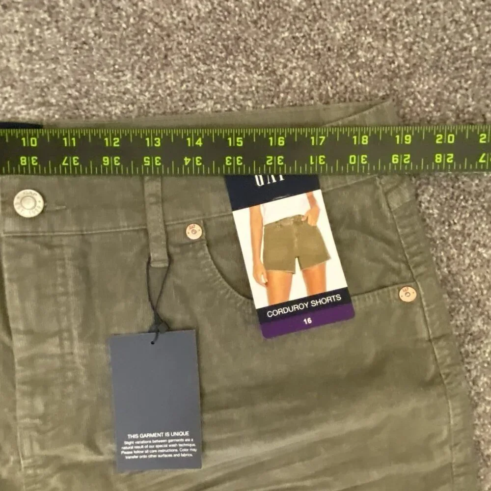 Gap women corduroy